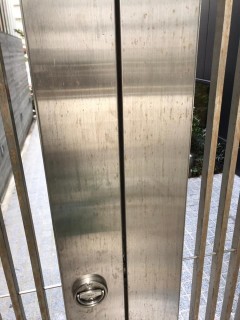 オフィスビル〈施工前〉の画像