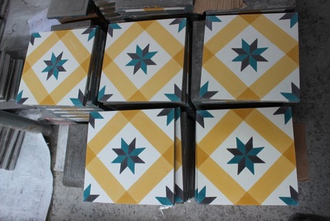 TOKYO L.O.C.A.L BASE　/  セメントタイルの画像