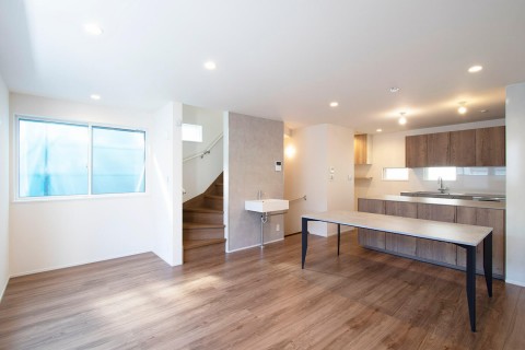 新宿区戸山の戸建住宅の画像