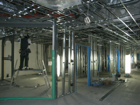 埼玉県　高層ビル内クリニック様　フロアー移転新設工事の画像