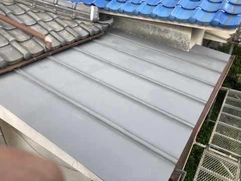 大阪府 株式会社絆様 瓦棒屋根防水工事の画像
