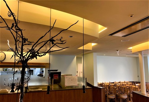 【カフェテリア・コンパル】の画像