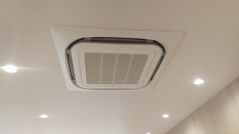 千葉県某所 業務用エアコンのフェイス・リモコン取り付けの画像