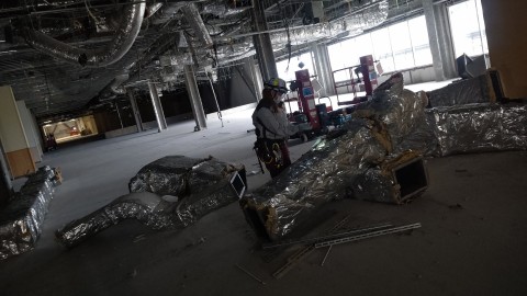 埼玉県蕨市 某大型ショッピングモール改修工事の画像