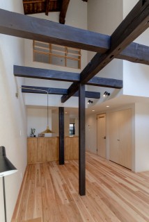 世代を越えて住み継ぐ、 光と風を感じる住まいの画像