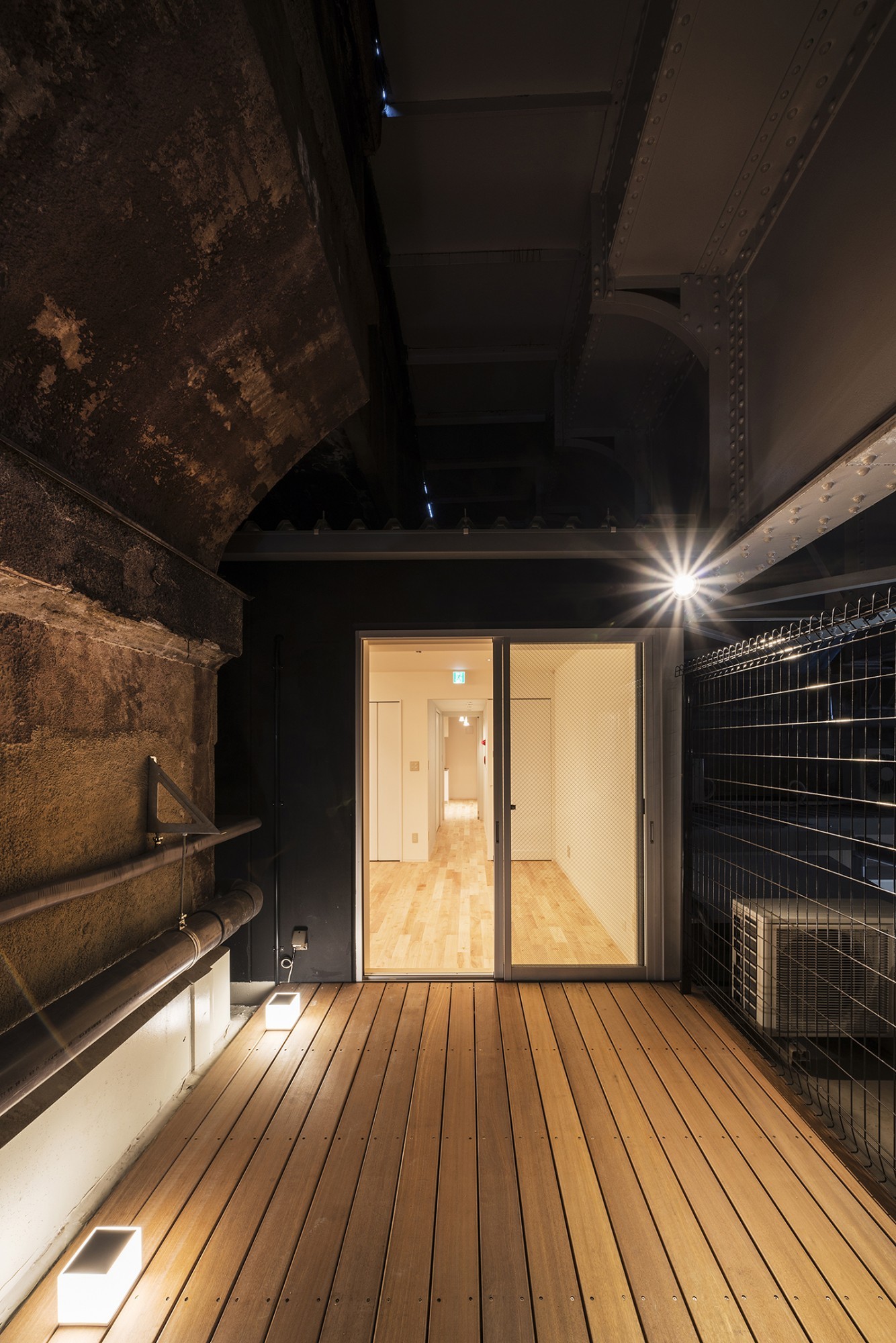 鉄道高架下店舗併用住宅（I邸）様の画像