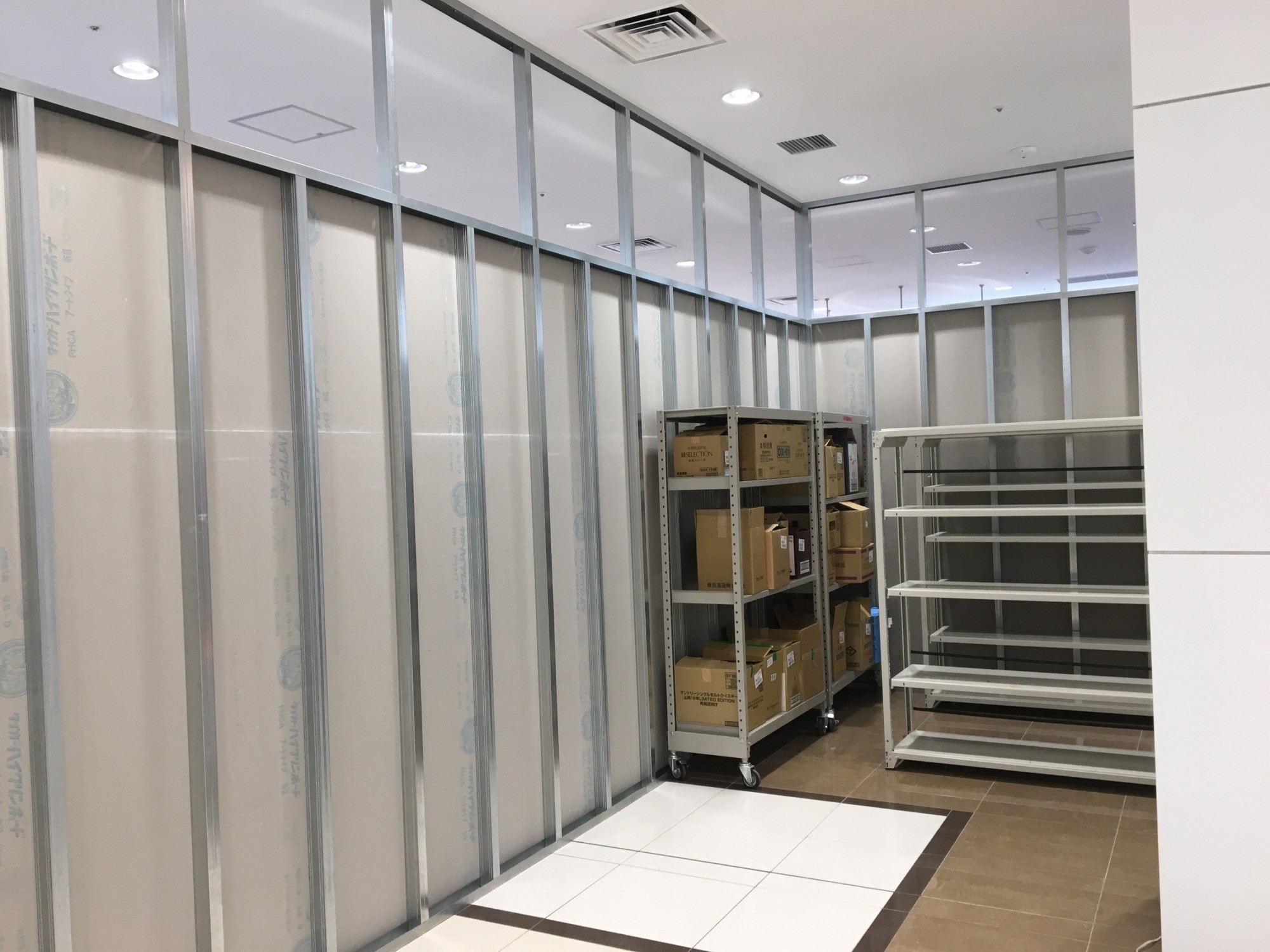 関空施設様の画像