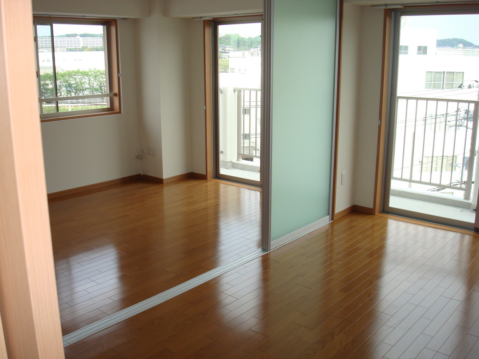 マンション一室様の画像