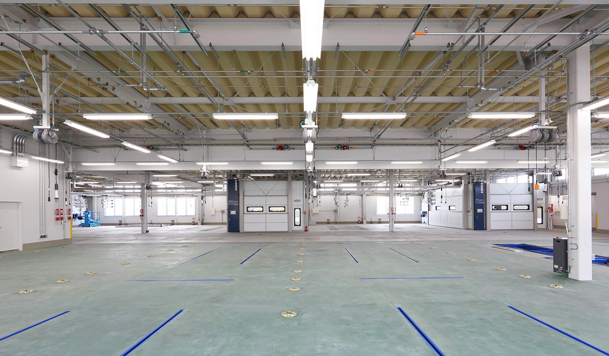 車メーカー様の画像