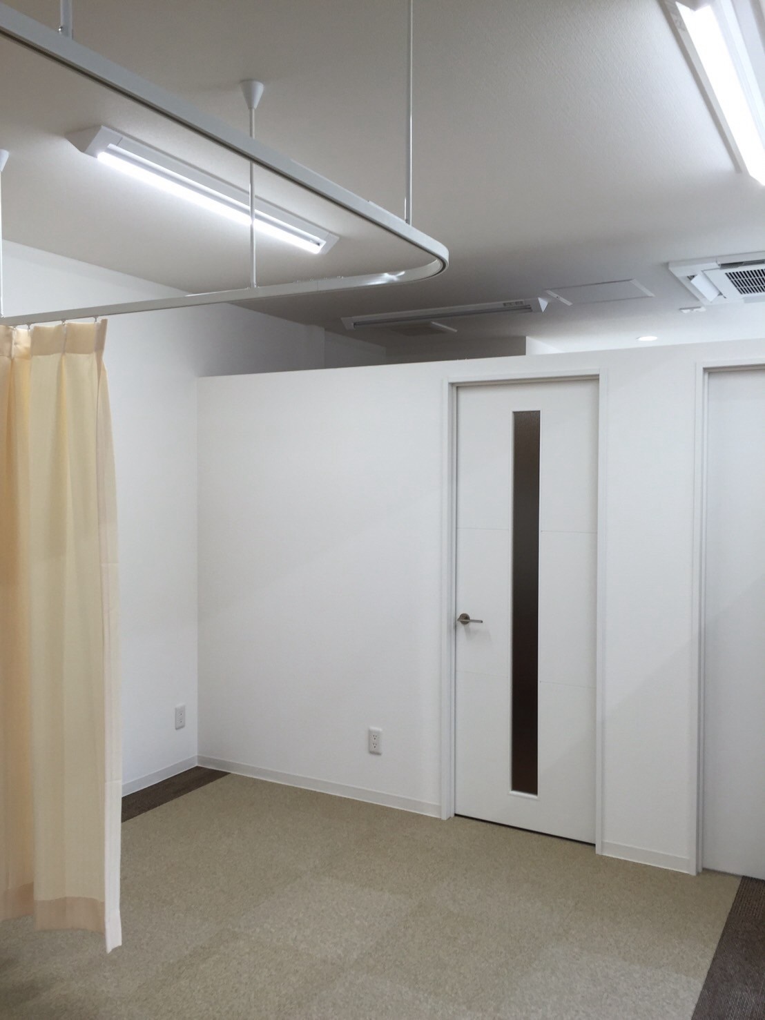 大阪府店舗工事様の画像