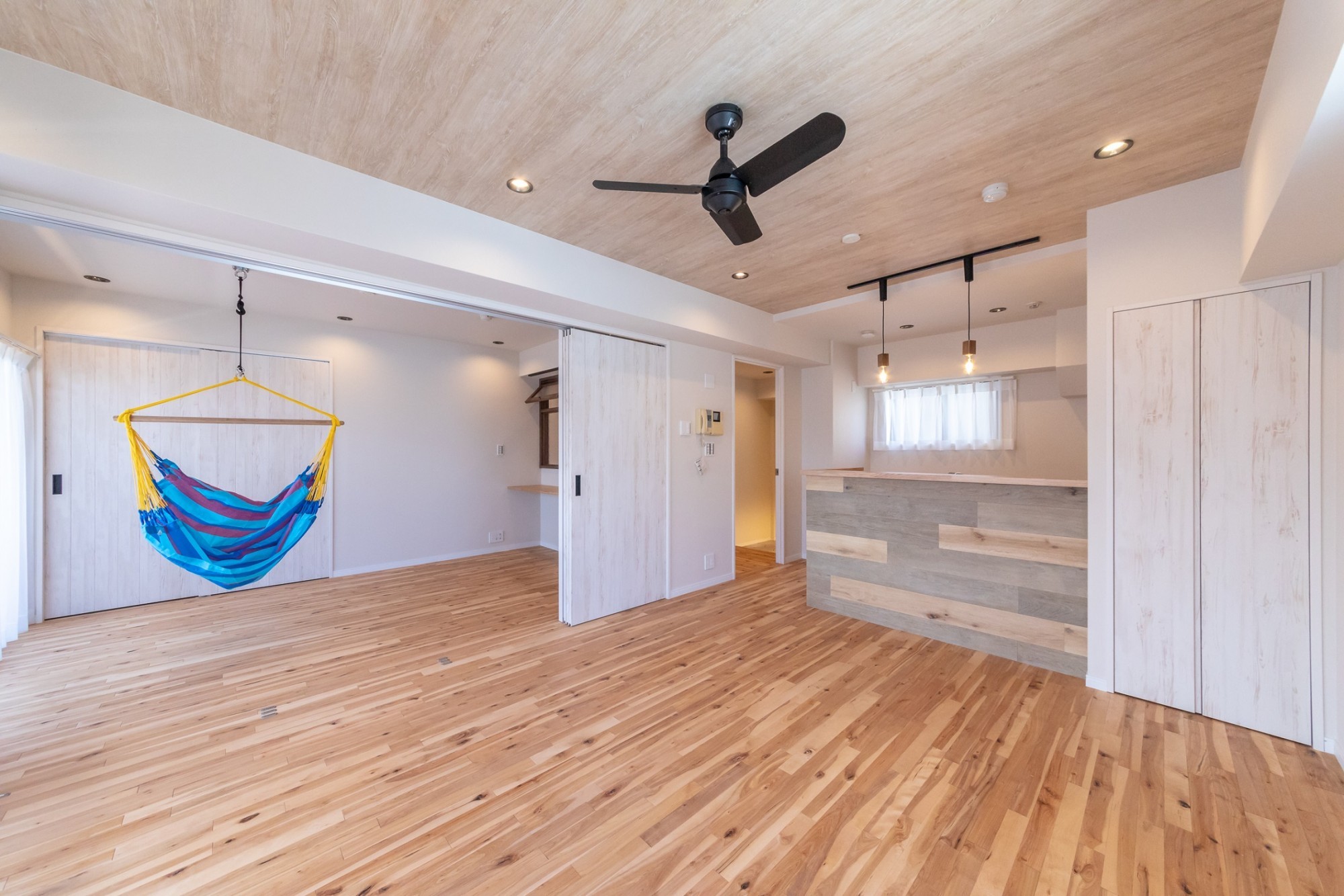 ハンモックのある部屋様の画像