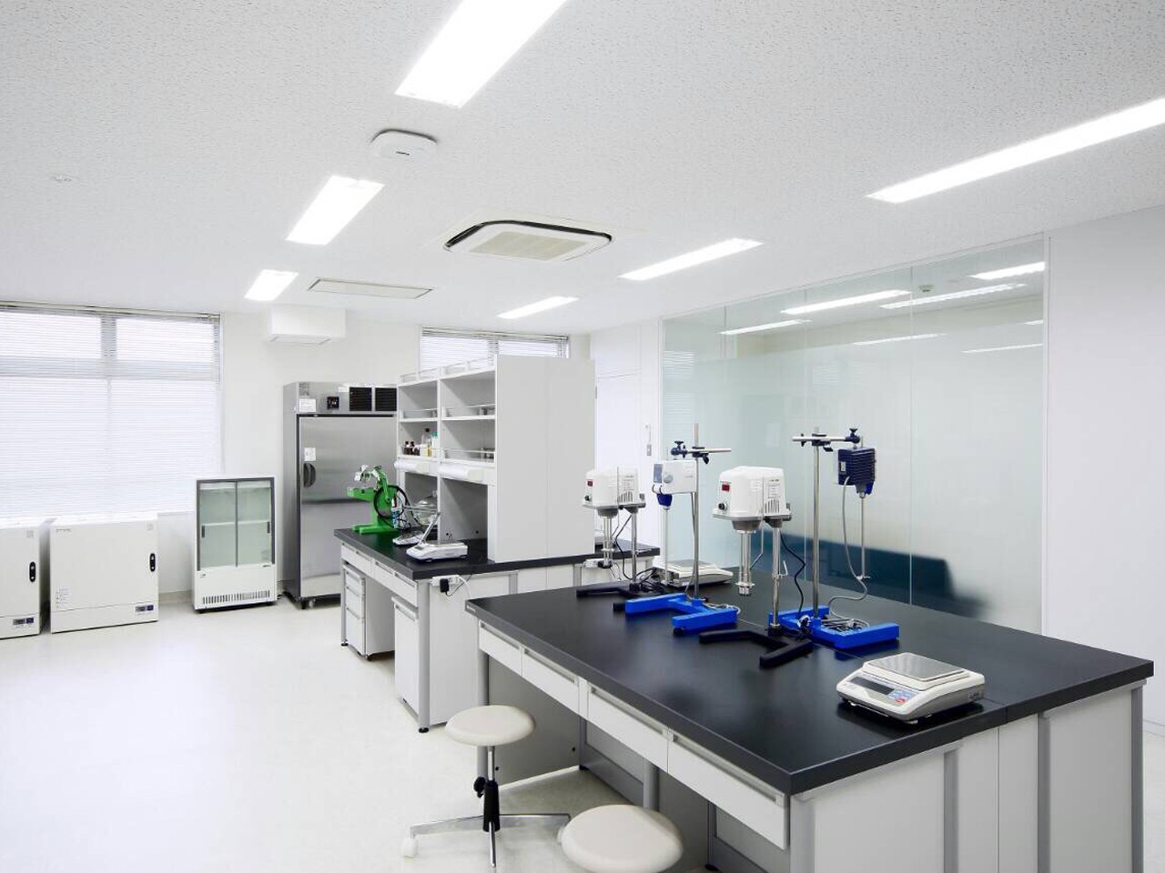 ラボラトリー様の画像