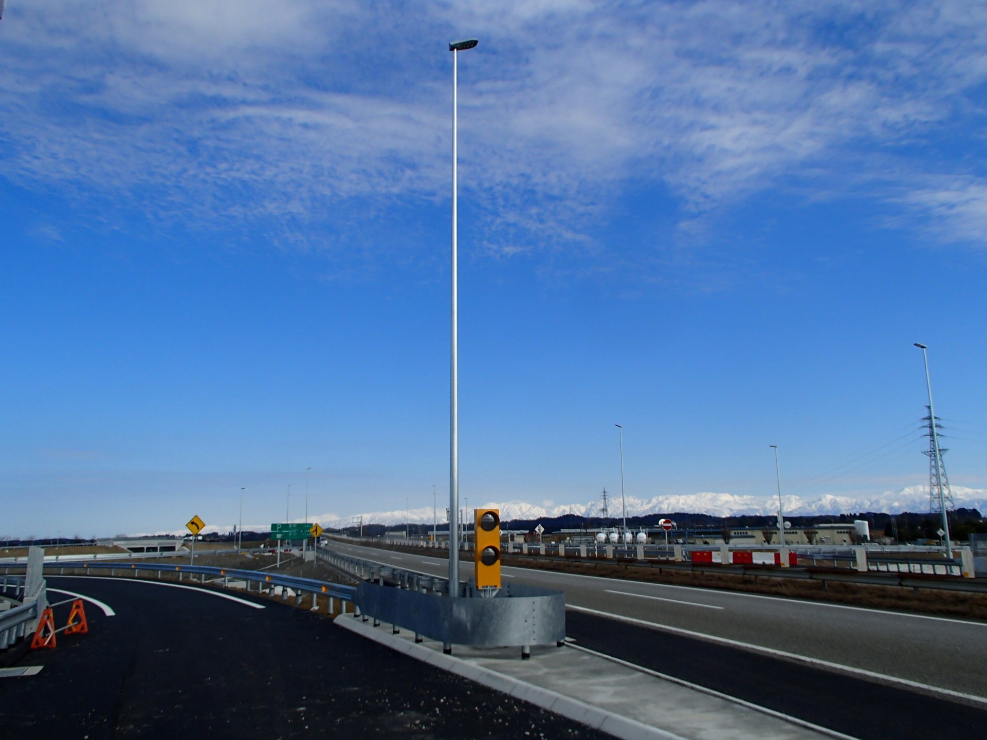 北陸自動車道　道路照明設備工事　＠NEXCO中日本様の画像