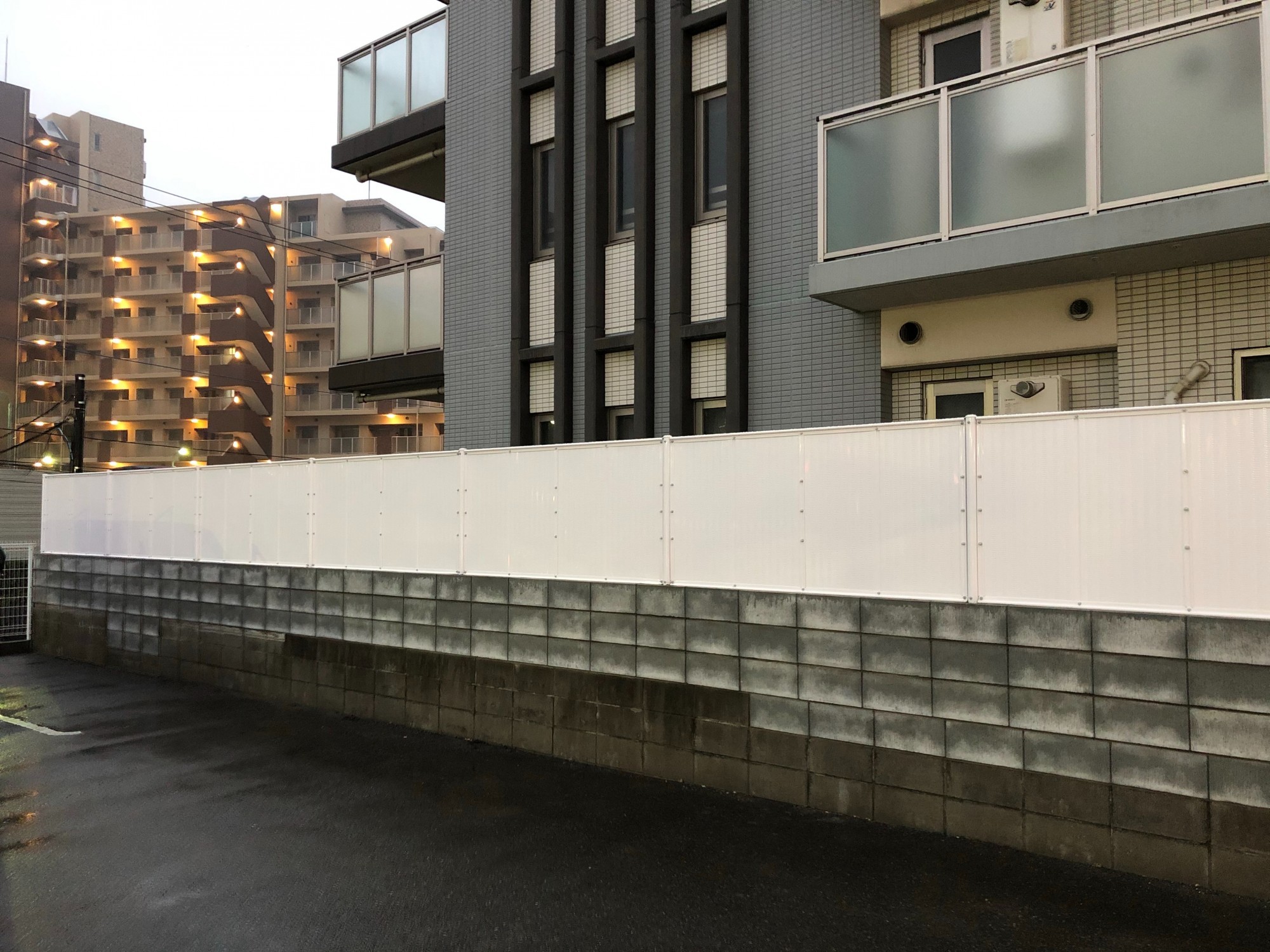 飲食店駐車場の画像