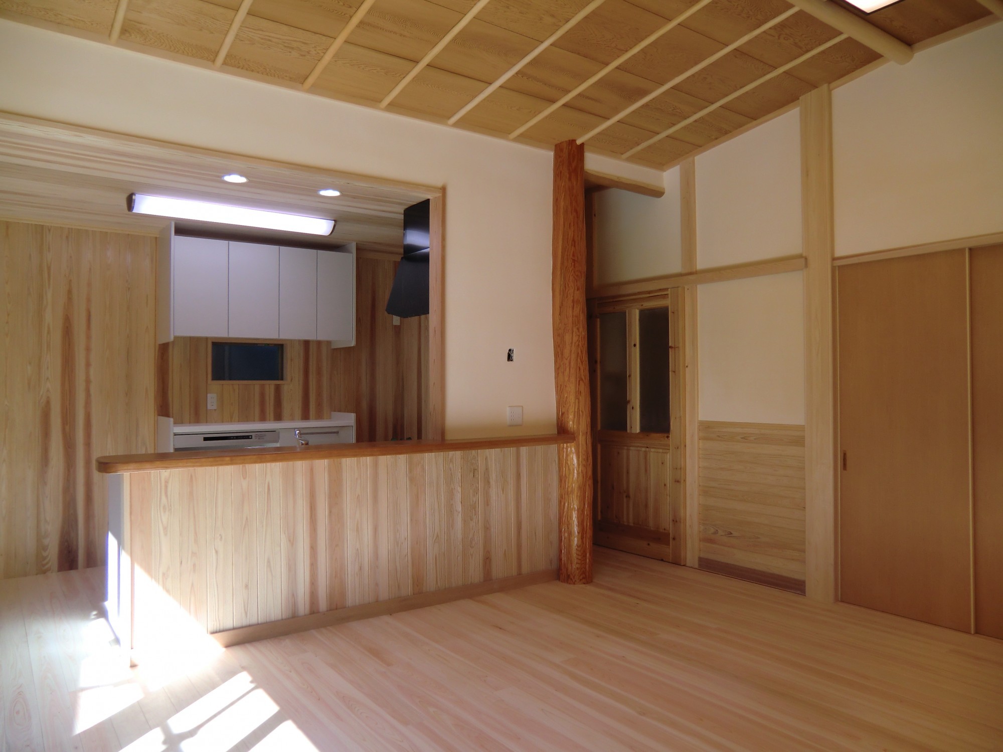 Ｙ邸の居間様の画像