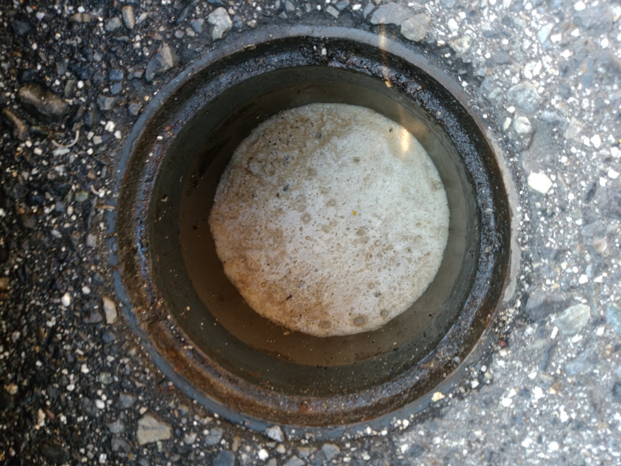 豊田自動織機様　配管詰まり抜き作業前の画像