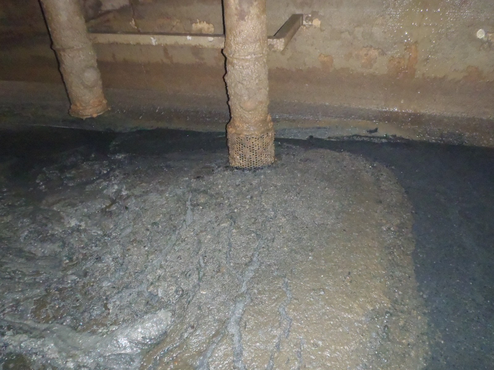 豊田自動織機様　排水処理場作業前の画像