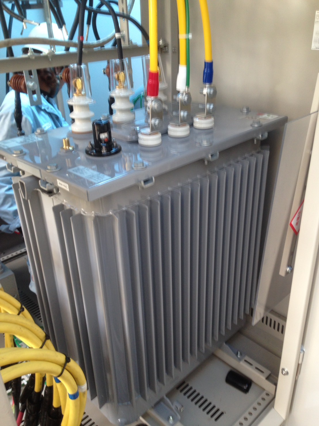 某工場　キュービクル入れ替え工事様の画像